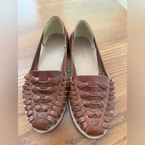 NISOLO - Huarache Sandal - Brandy color- size 6